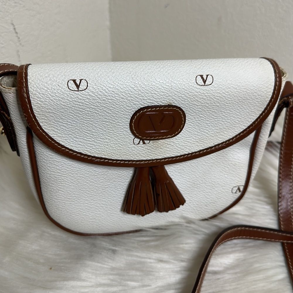 šÆAuthenticāValentino Garavani Small Crossbody š - Picture 13 of 17